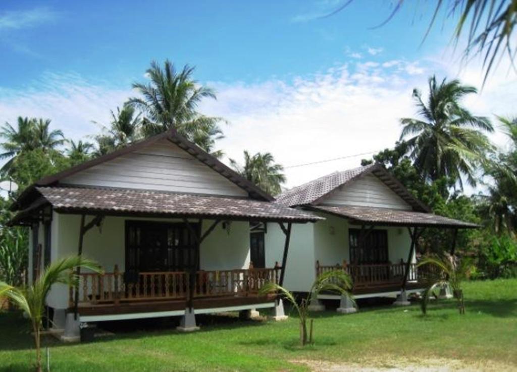 Bohok Guesthouse Pantai Cenang (Langkawi) Luaran gambar